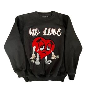 Focus Men's Black 'No Love' Heart Graphic Crewneck